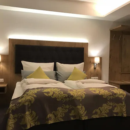 4 Sterne & Restaurant Haunstetter Hof