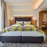 4 Sterne Hotel & Restaurant Haunstetter Hof Augsburg Szálloda 4*