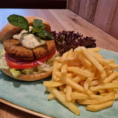 4 Sterne & Restaurant Haunstetter Hof