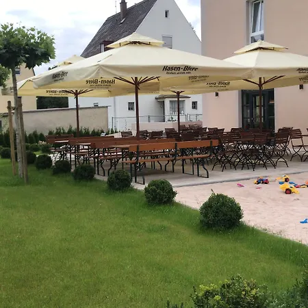 Haunstetter Hof Hotell 4*