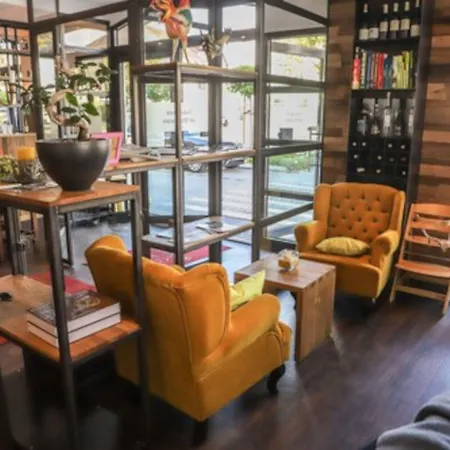 4 Sterne & Restaurant Haunstetter Hof 4* Aψβούργη